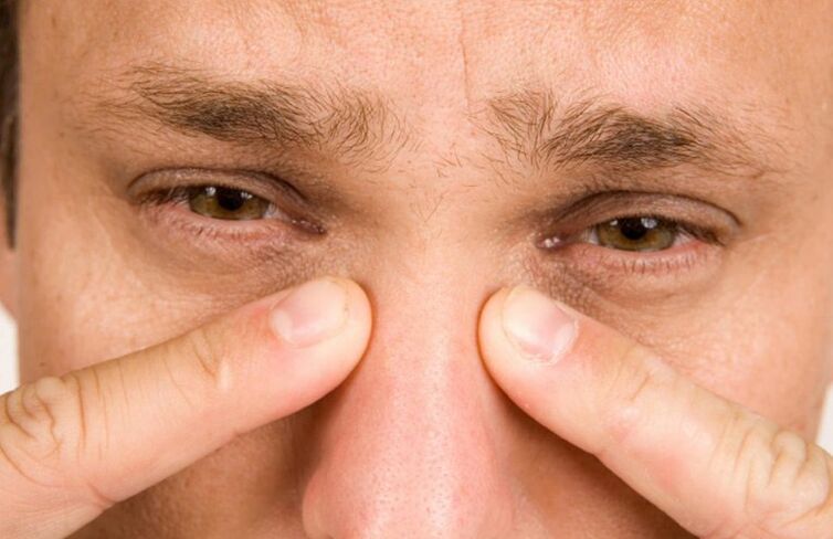 Dor persistente no nariz é uma complicação séria da rinoplastia