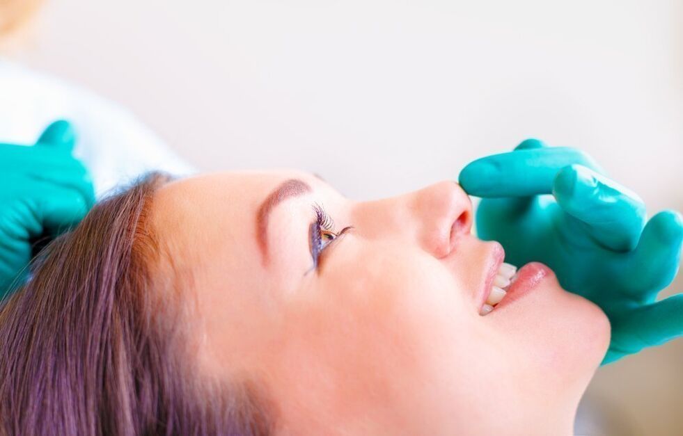 exame do nariz antes da rinoplastia